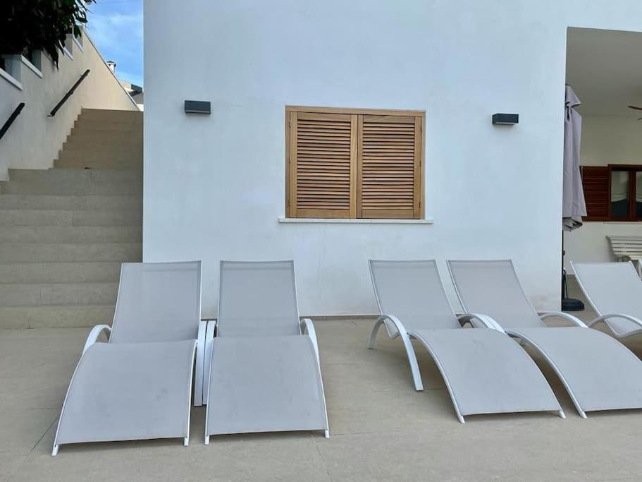 Apartamento Con Jardin Y Piscina En Cordoba Luaran gambar